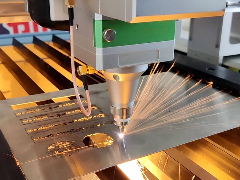 High Performance Cutting Laser For Meta Sheet Dowell Laser